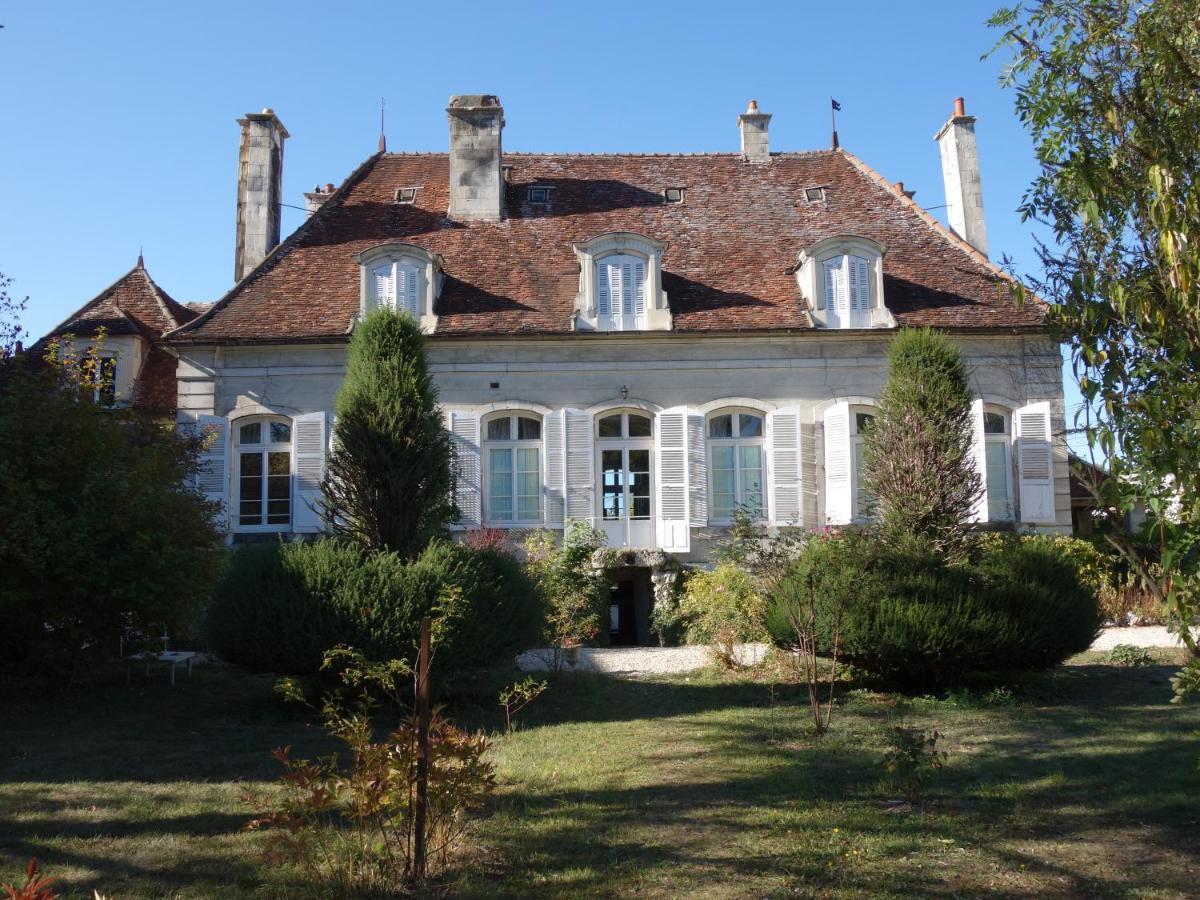Le Chevalier D'Eon Bed and Breakfast Tonnerre Exteriör bild